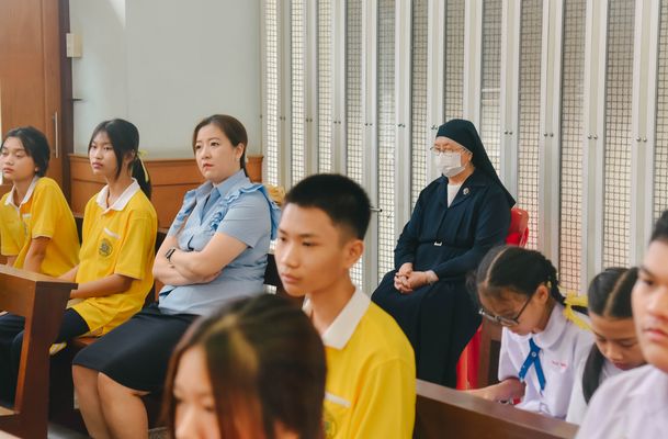 โรงเรียนปรีชานุศาสน์